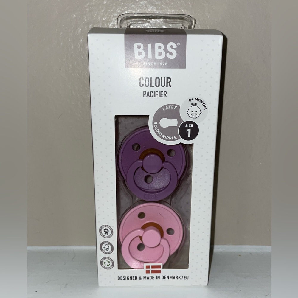 Bibs *LATEX* pacifiers set of two.